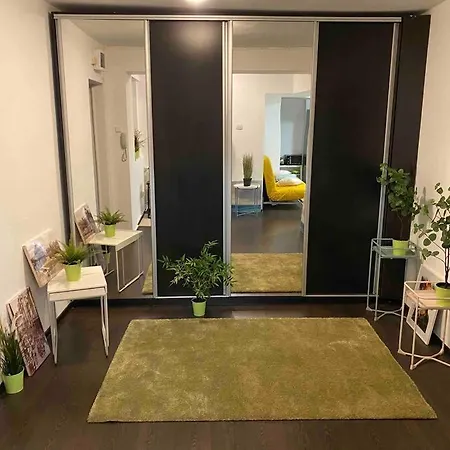 Apartamento 43 *